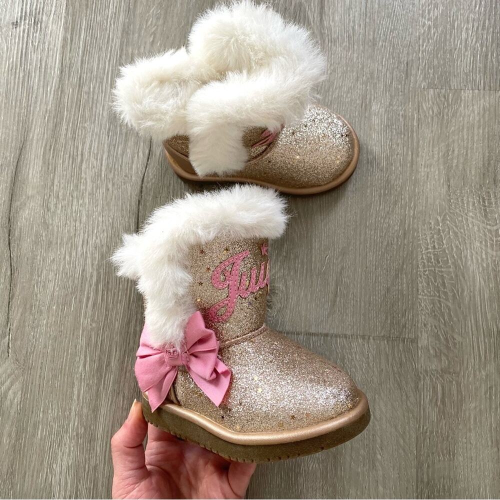 Juicy Couture Lil Windsor Mendota gold glitter boots 5M
